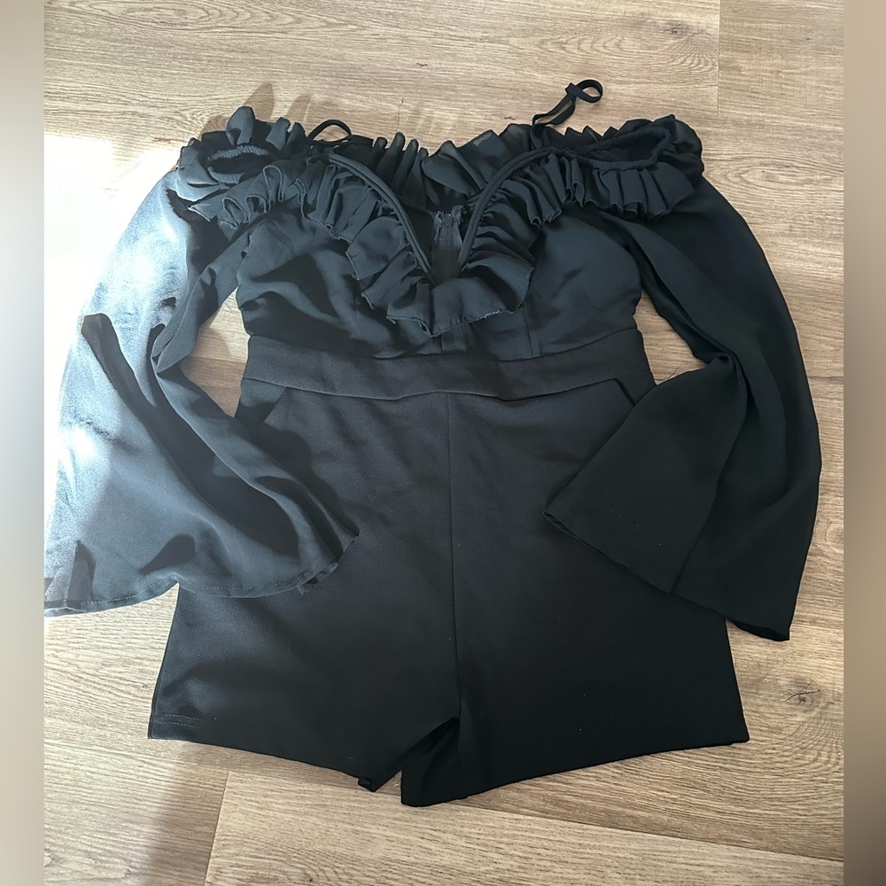 Fashion nova deep V romper with flowy sleeves and spaghetti straps